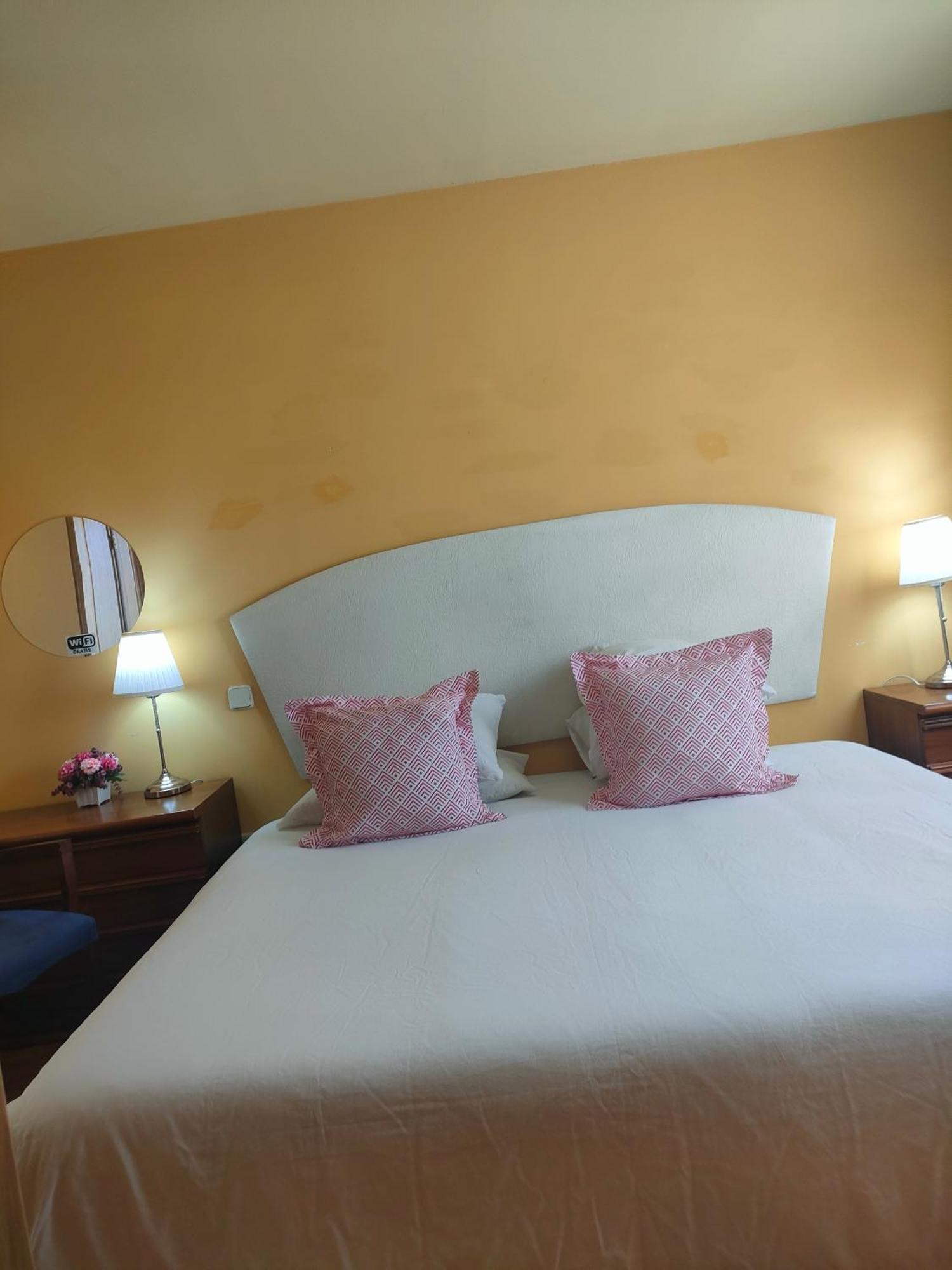 Homey Stays Anover de Tajo Exterior photo